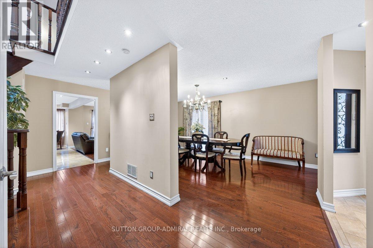 126 Redondo Drive E, Vaughan, ON - Indoor Photo Showing Other Room