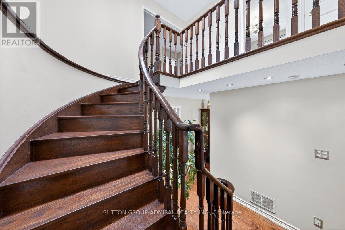 126 Redondo Drive E, Vaughan, ON - Indoor Photo Showing Other Room