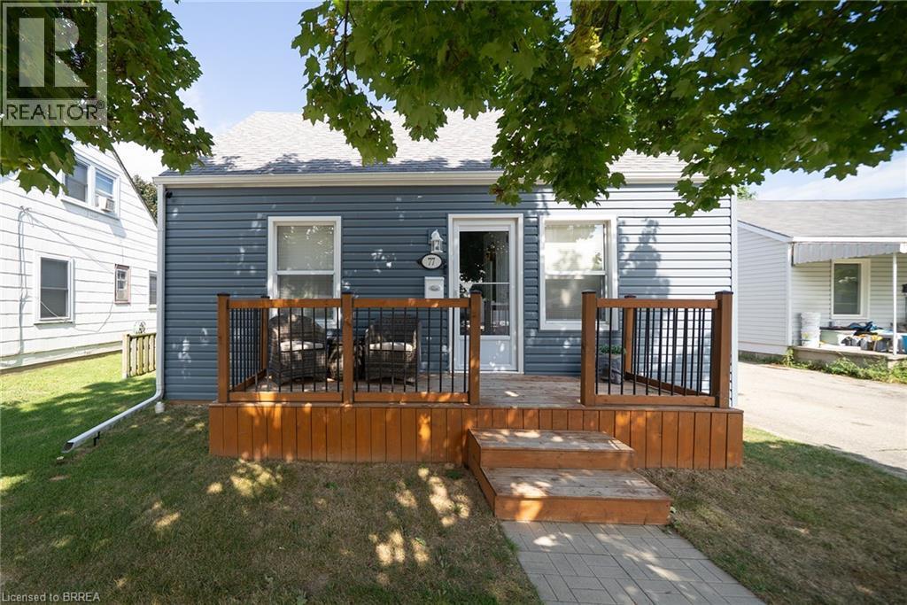 77 Eighth Avenue, Brantford, ON - Outdoor With Deck Patio Veranda