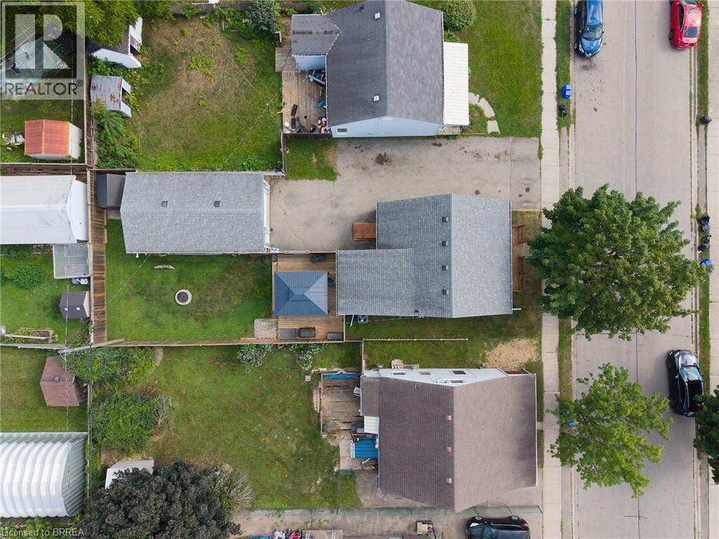 77 Eighth Avenue, Brantford, ON - Outdoor With View