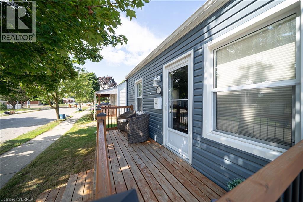 77 Eighth Avenue, Brantford, ON - Outdoor With Deck Patio Veranda With Exterior