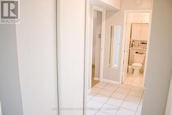 Lots of Closet Space - 