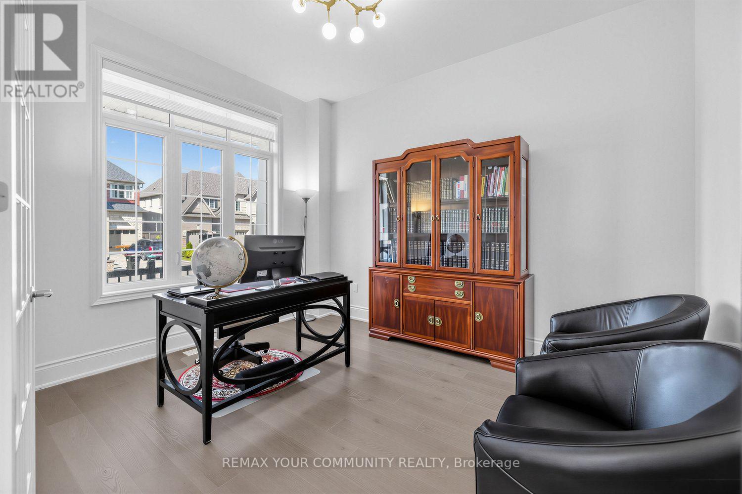 19 Redmond Crescent, Springwater, ON - Indoor