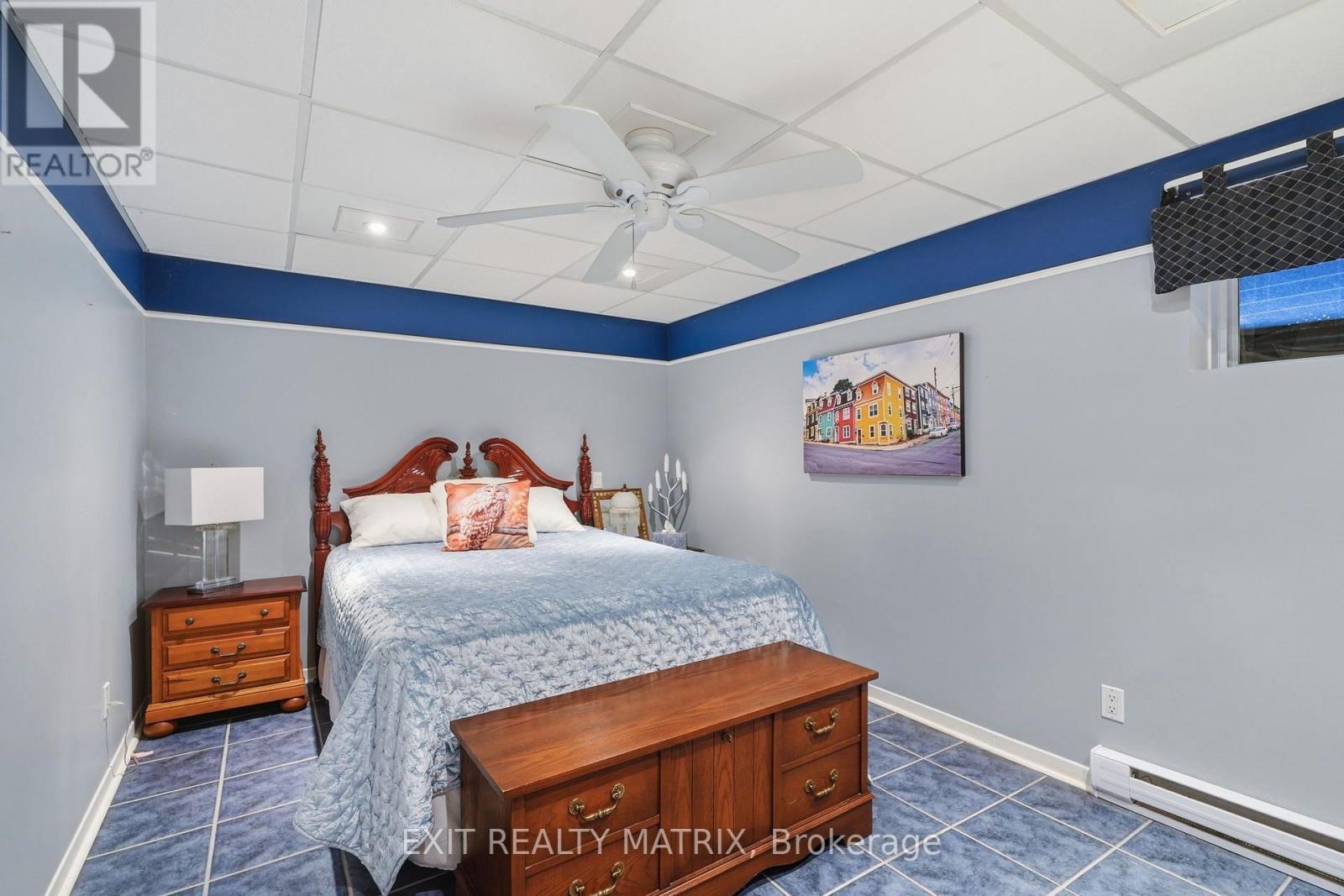 554 Front Road, Champlain, ON - Indoor Photo Showing Bedroom