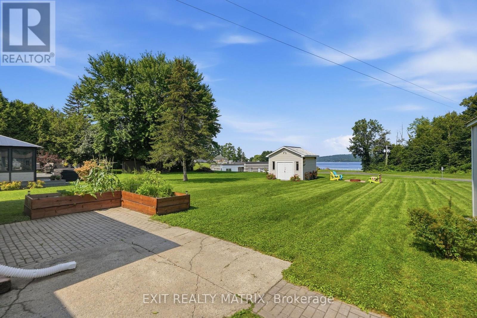554 Front Road, Champlain, ON - Outdoor