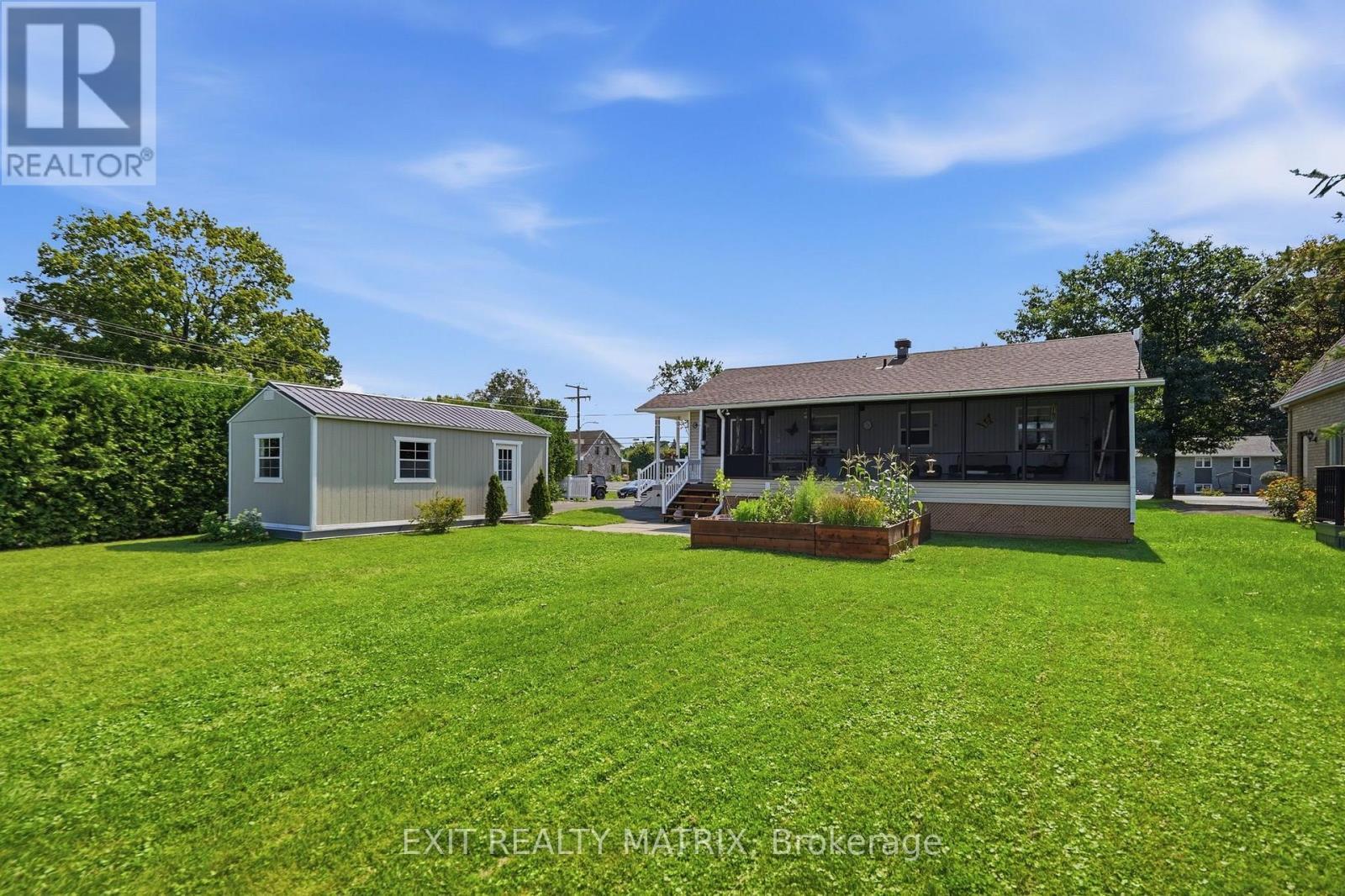 554 Front Road, Champlain, ON - Outdoor