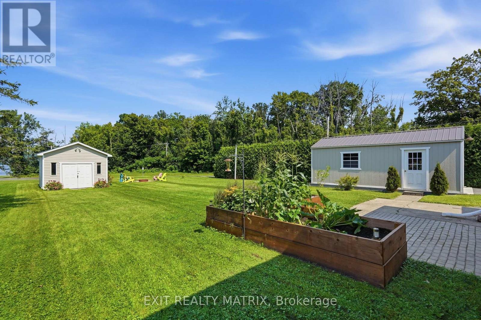 554 Front Road, Champlain, ON - Outdoor With Deck Patio Veranda
