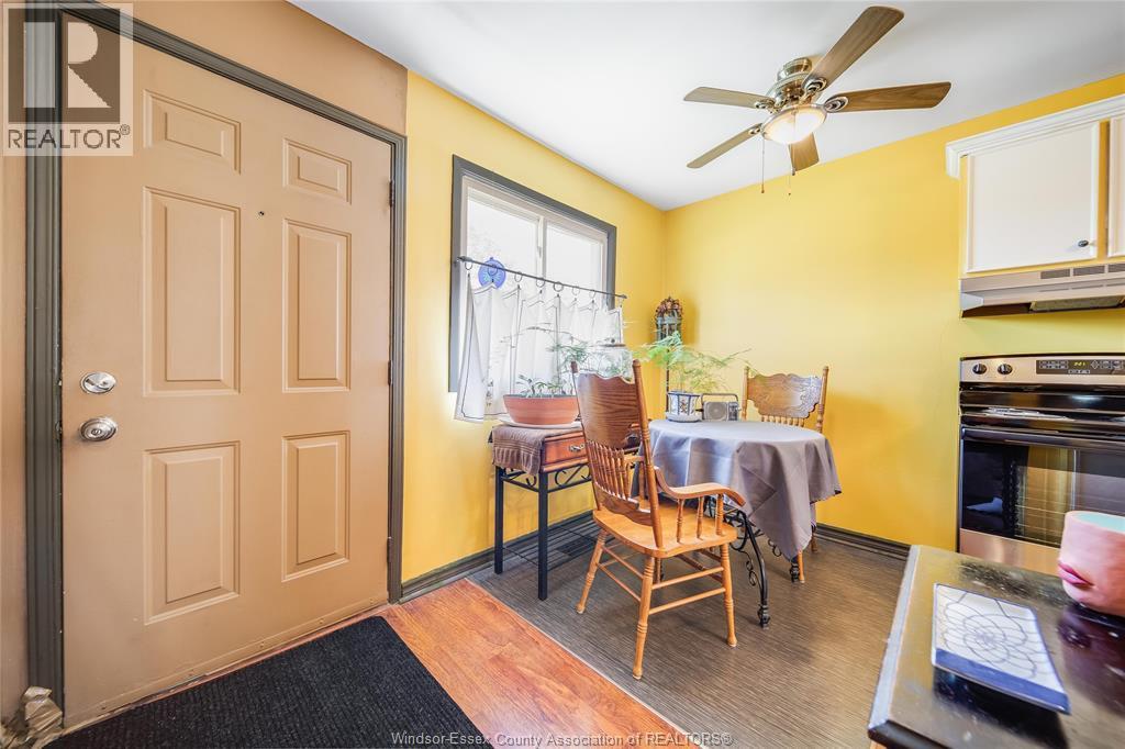 5492 Lassaline Ave #4, Windsor, ON - Indoor