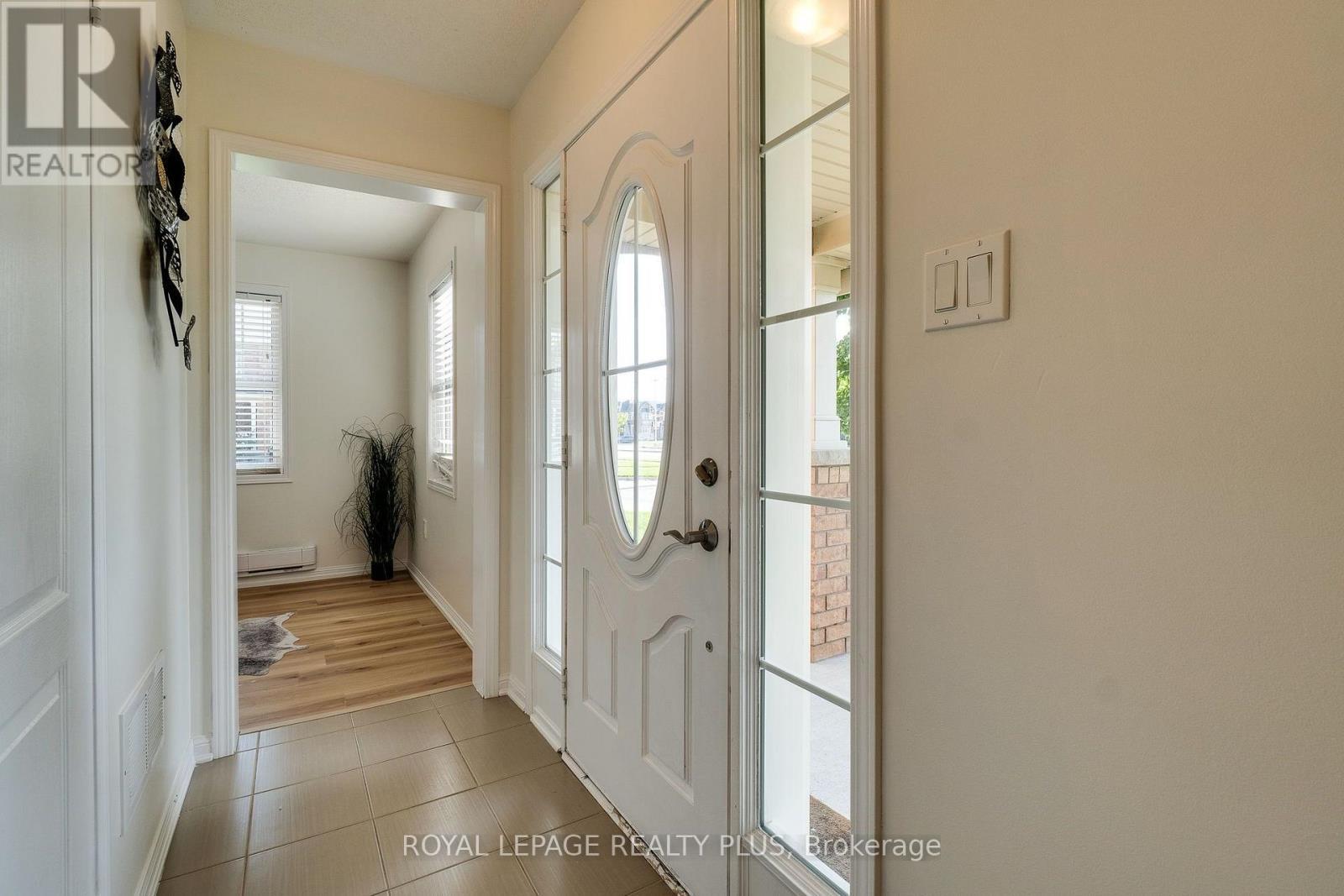 501 Cavanagh Lane, Milton, ON - Indoor Photo Showing Other Room