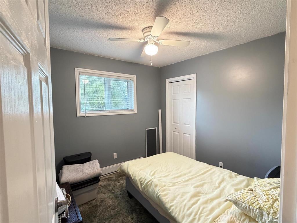545 3Rd Avenue, Rivers, MB - Indoor Photo Showing Bedroom