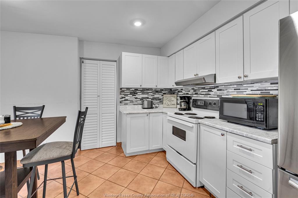 1757 Pierre Avenue, Windsor, ON - Indoor