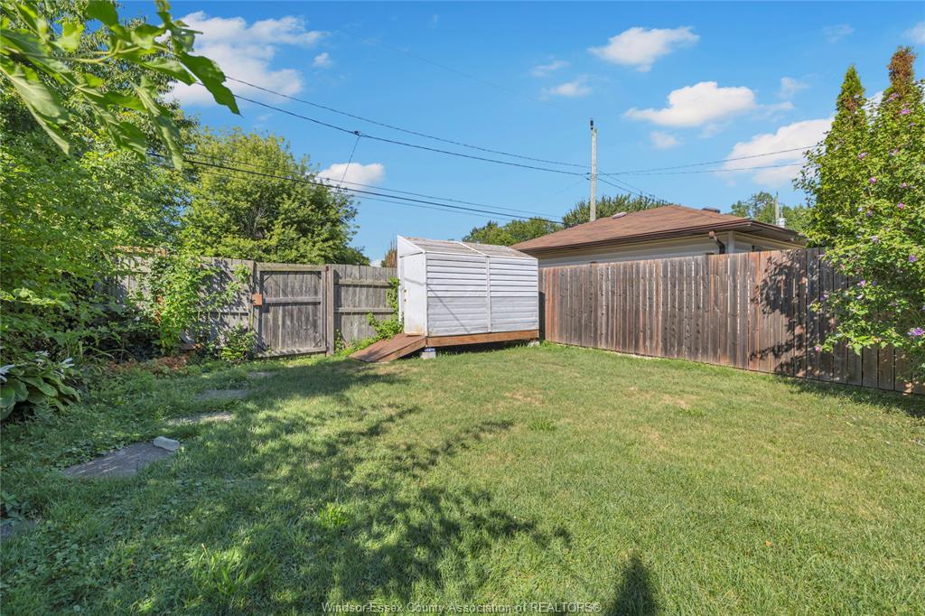1757 Pierre Avenue, Windsor, ON - Outdoor