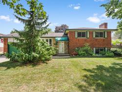 5830 Canada Lasalle, ON N9H 1M3
