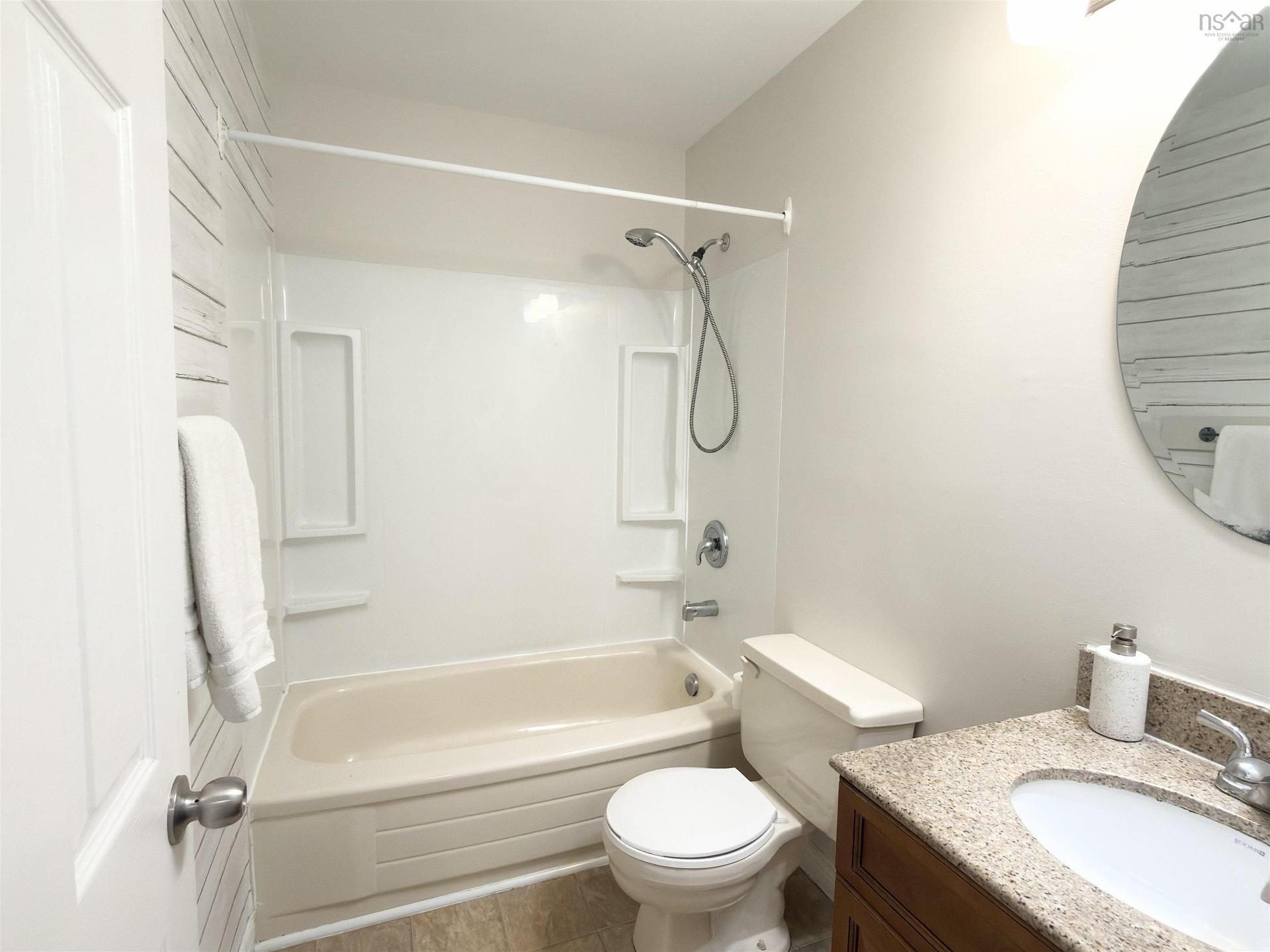 84 Pondicherry Crescent, Dartmouth, NS