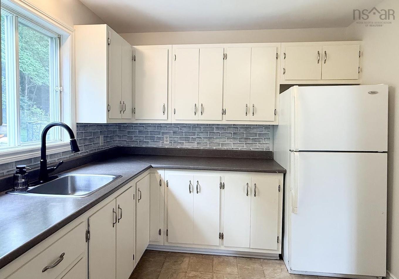 84 Pondicherry Crescent, Dartmouth, NS