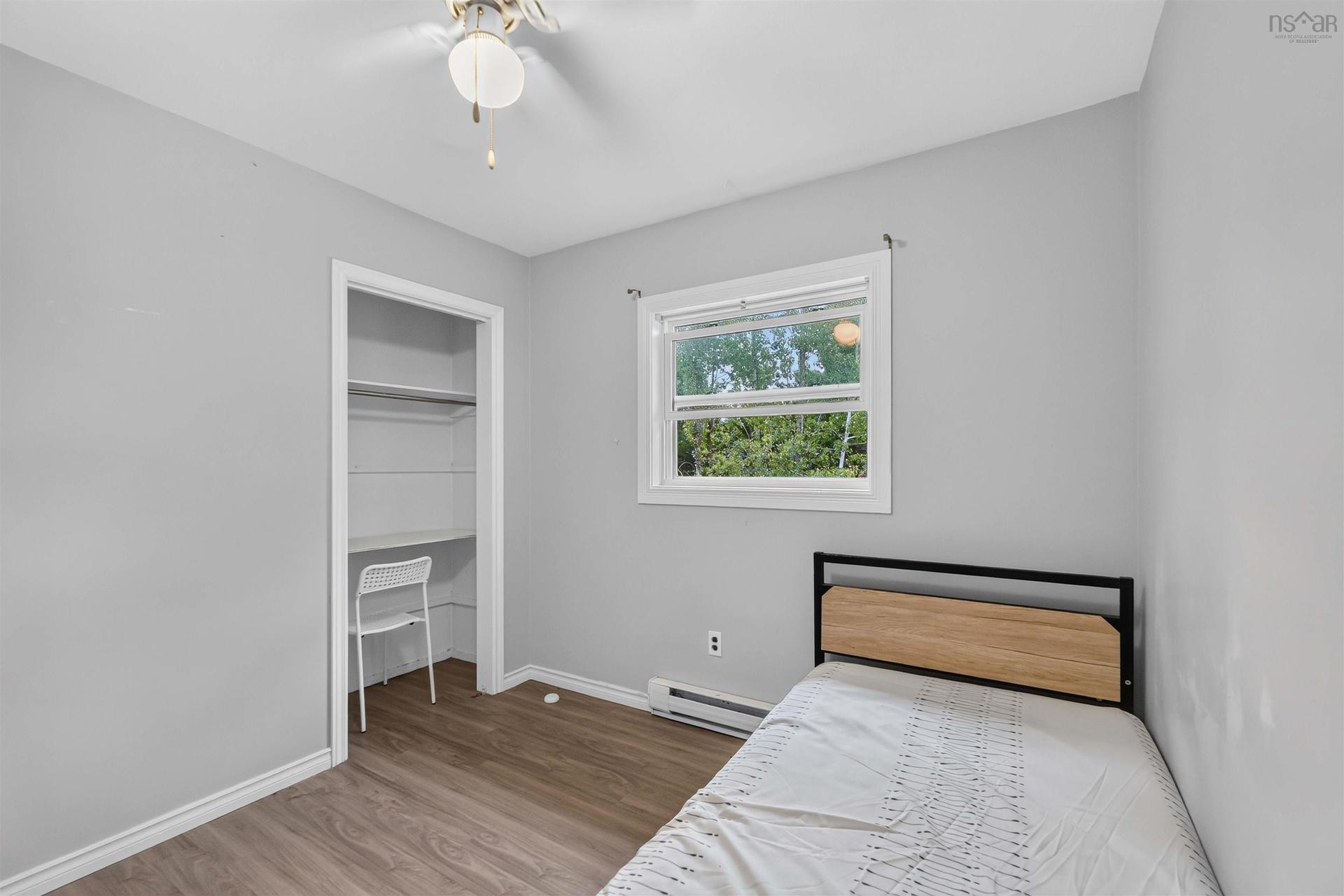 127 Highland Avenue, Wolfville, NS - Indoor Photo Showing Bedroom
