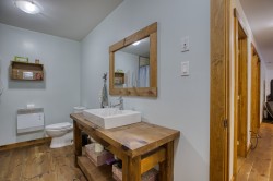 Salle de bains attenante à la CCP - 