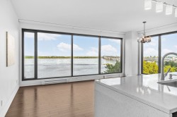 803-299 Rue de la Rotonde Montréal (Verdun/Île-Des-Soeurs), QC H3E 0C6