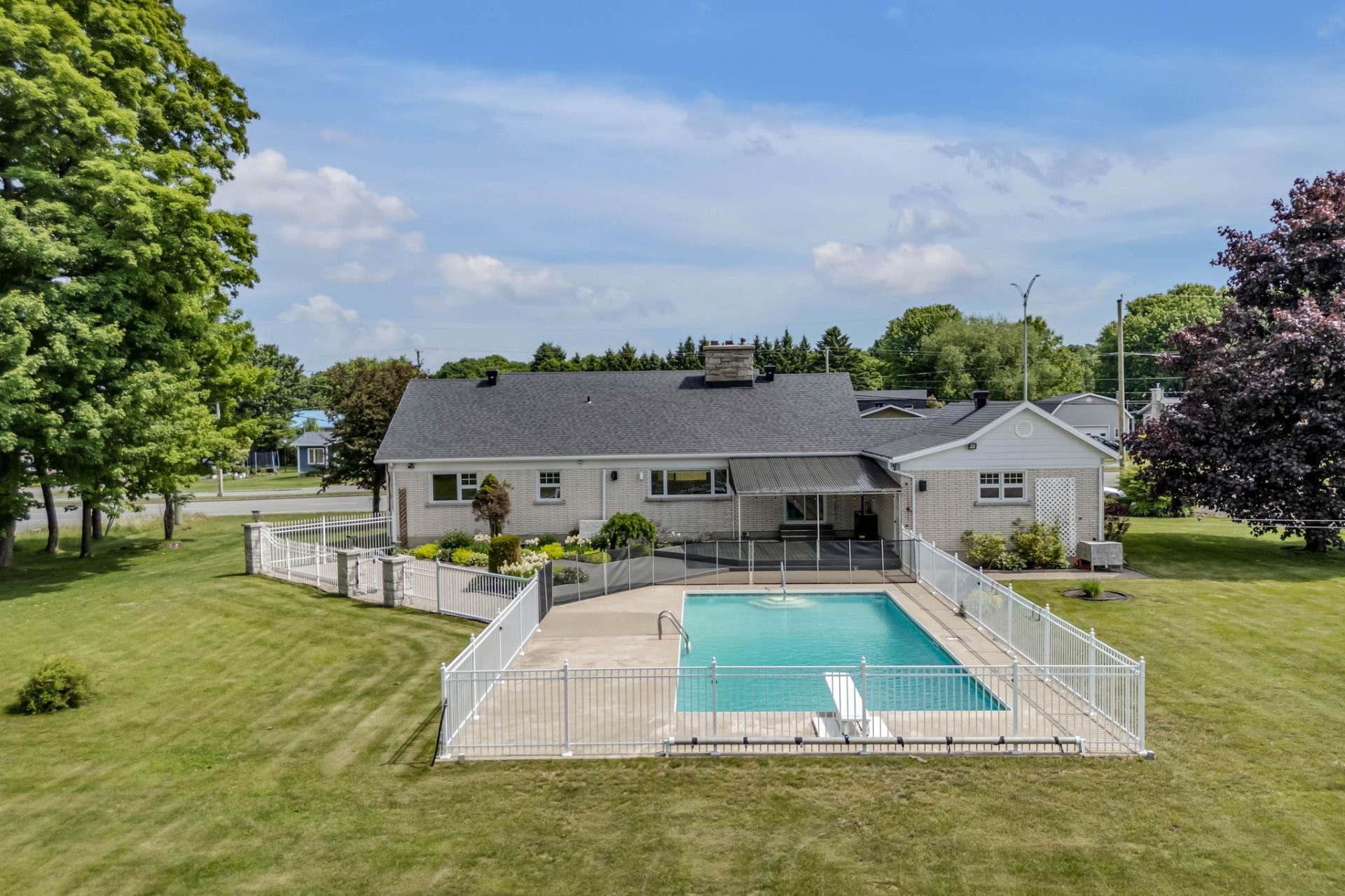 Pool - 415 Route Campagna, Saint-Henri, QC - Outdoor With In Ground Pool