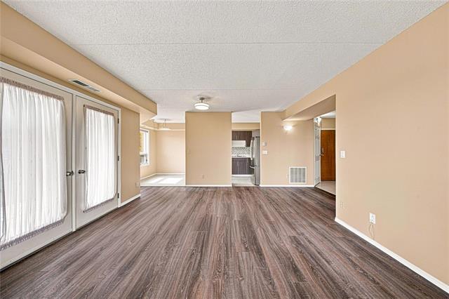 306-1840 Henderson Hwy, Winnipeg, MB - Indoor Photo Showing Other Room