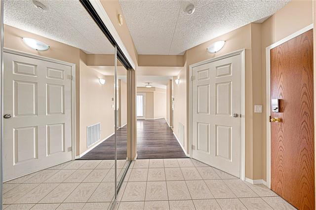 306-1840 Henderson Hwy, Winnipeg, MB - Indoor Photo Showing Other Room