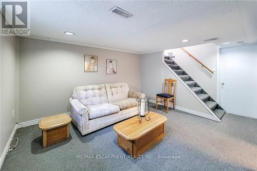 42 Lake Avenue N, Hamilton, ON - Indoor