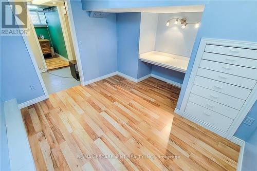 42 Lake Avenue N, Hamilton, ON - Indoor Photo Showing Other Room