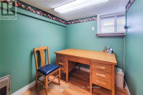42 Lake Avenue N, Hamilton, ON - Indoor Photo Showing Other Room