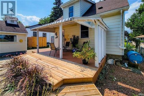 42 Lake Avenue N, Hamilton, ON - Outdoor With Exterior