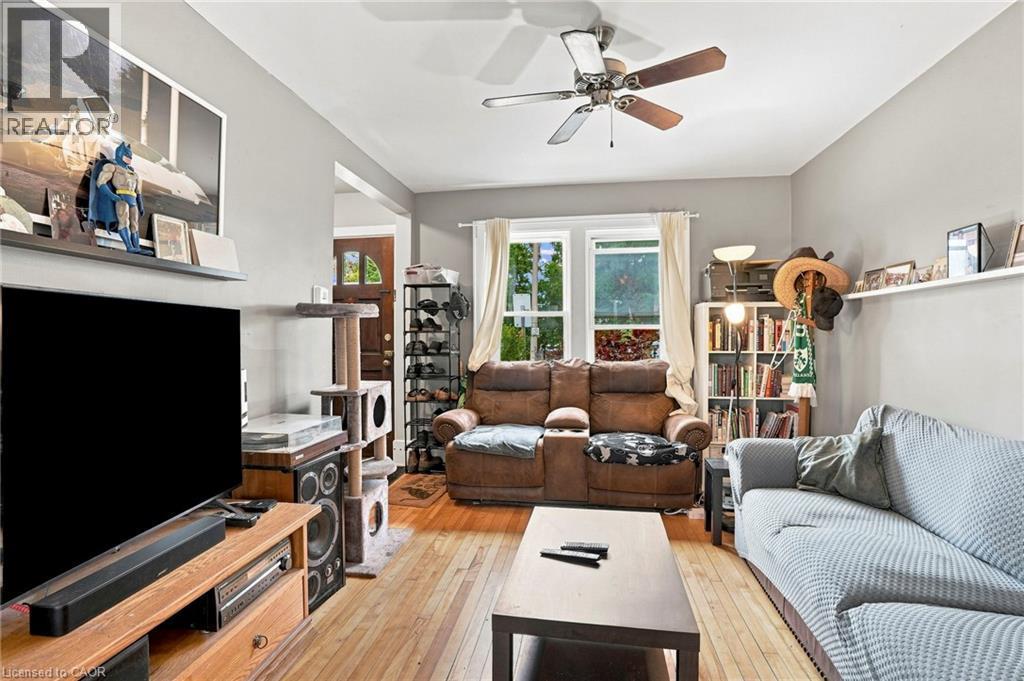 83 Napier Street, Hamilton, ON - Indoor Photo Showing Living Room With Fireplace