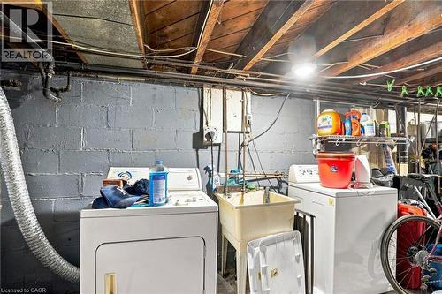 83 Napier Street, Hamilton, ON - Indoor Photo Showing Laundry Room