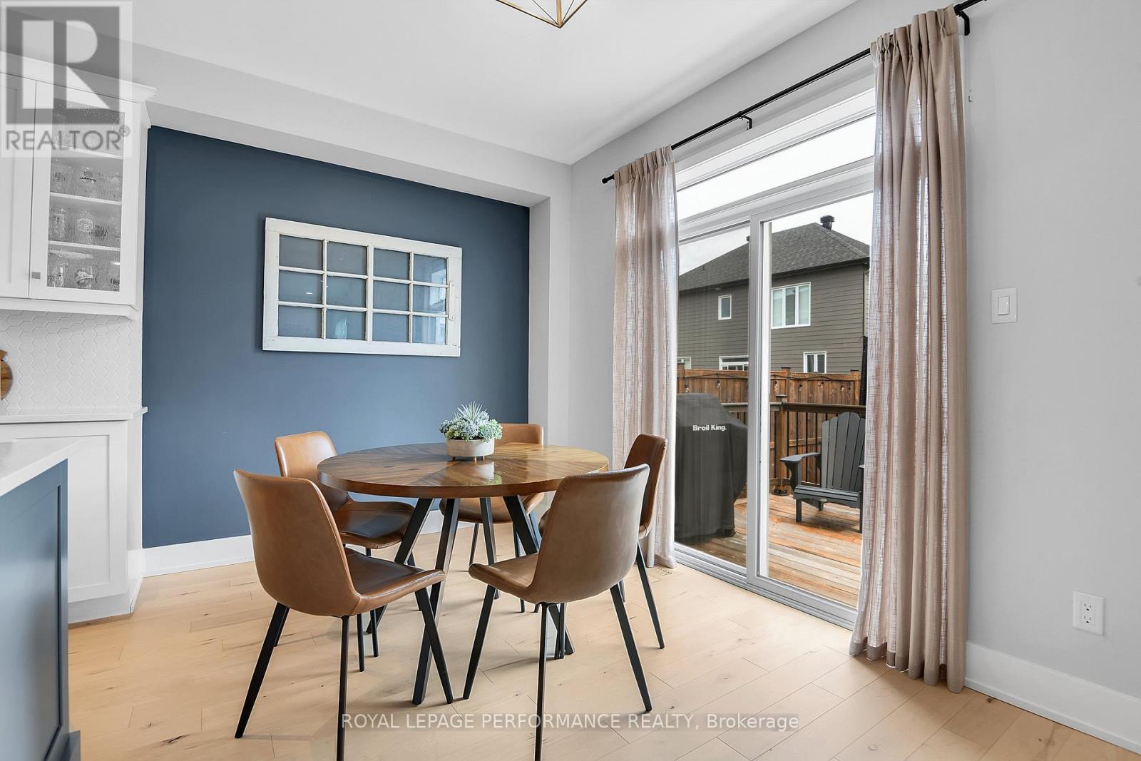 56 Pelham Crescent, Ottawa, ON - Indoor Photo Showing Dining Room