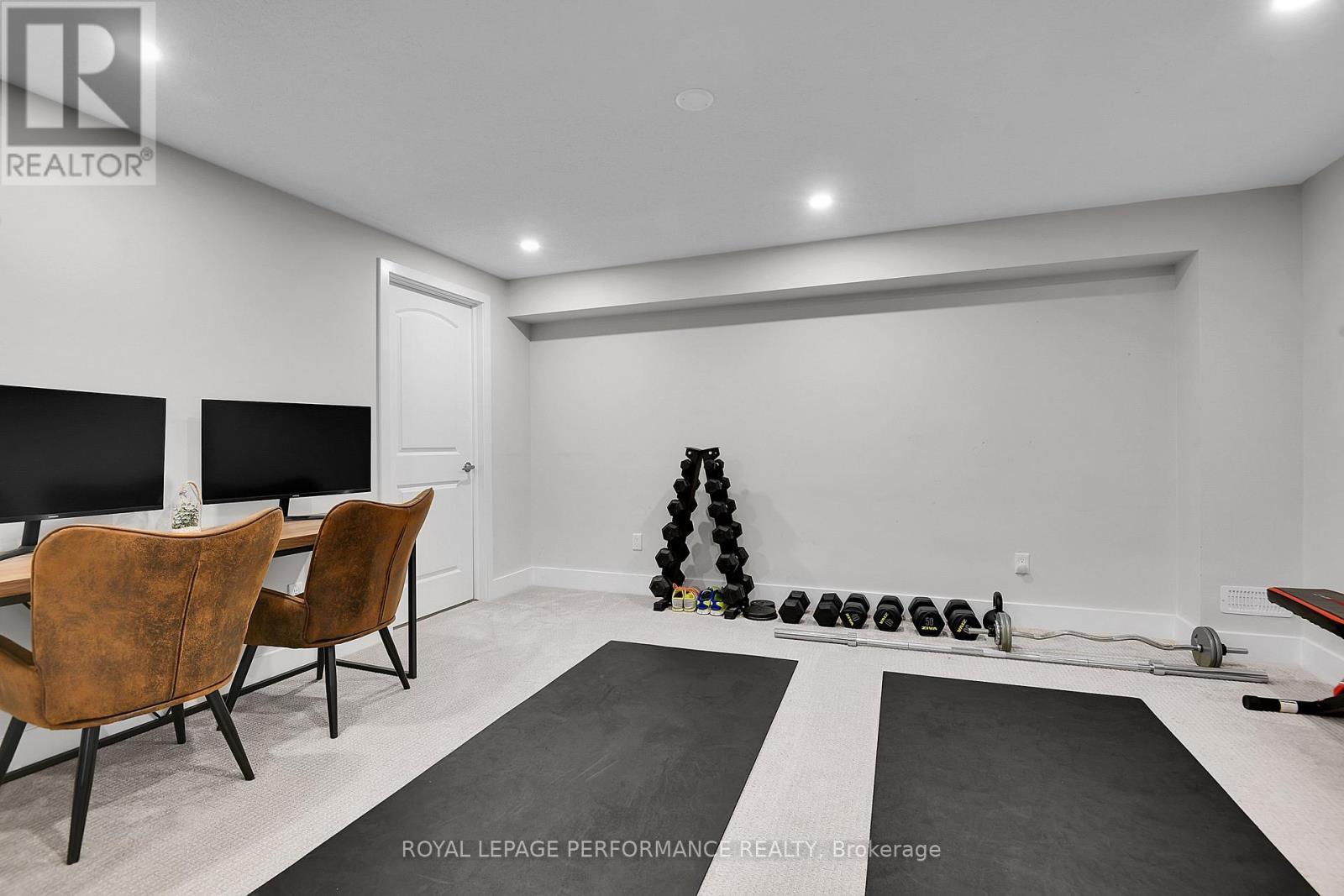 56 Pelham Crescent, Ottawa, ON - Indoor Photo Showing Office