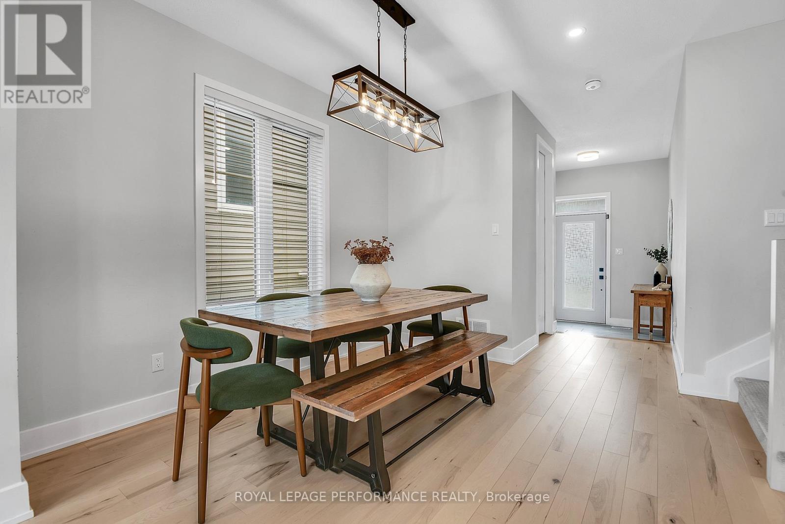 56 Pelham Crescent, Ottawa, ON - Indoor Photo Showing Dining Room