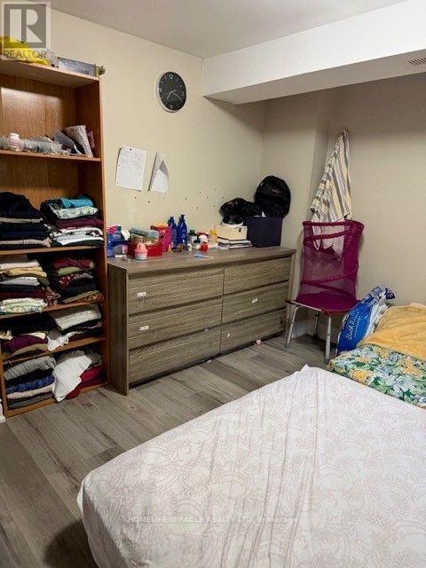 43 Corby Crescent, Brampton, ON - Indoor Photo Showing Bedroom