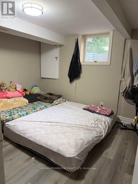 43 Corby Crescent, Brampton, ON - Indoor Photo Showing Bedroom