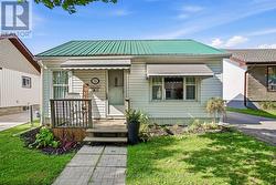 374 DIEPPE STREET Welland (Lincoln/Crowland), ON L3B 4V4