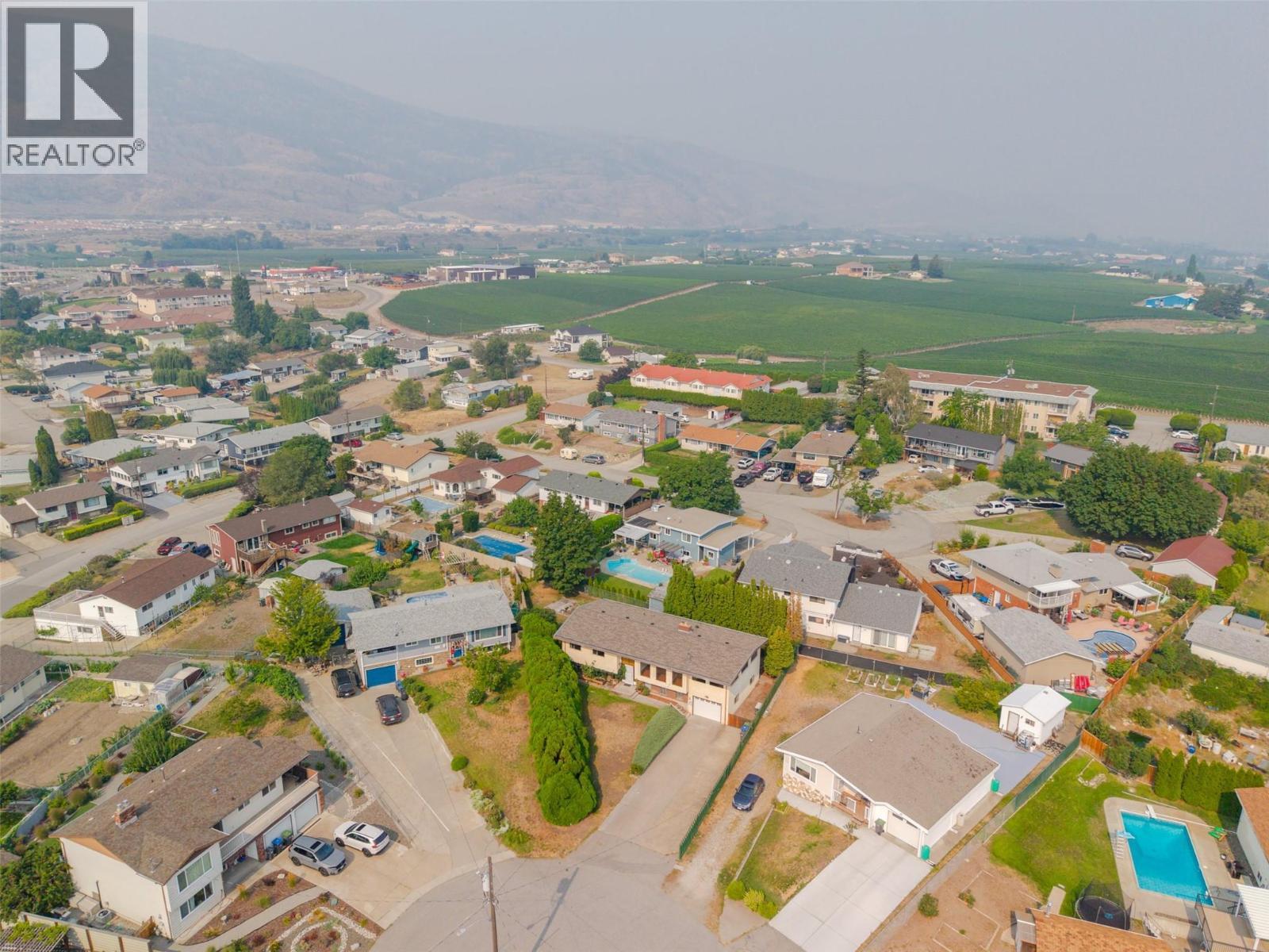 14 Bartlett Place, Osoyoos, BC - Outdoor With View