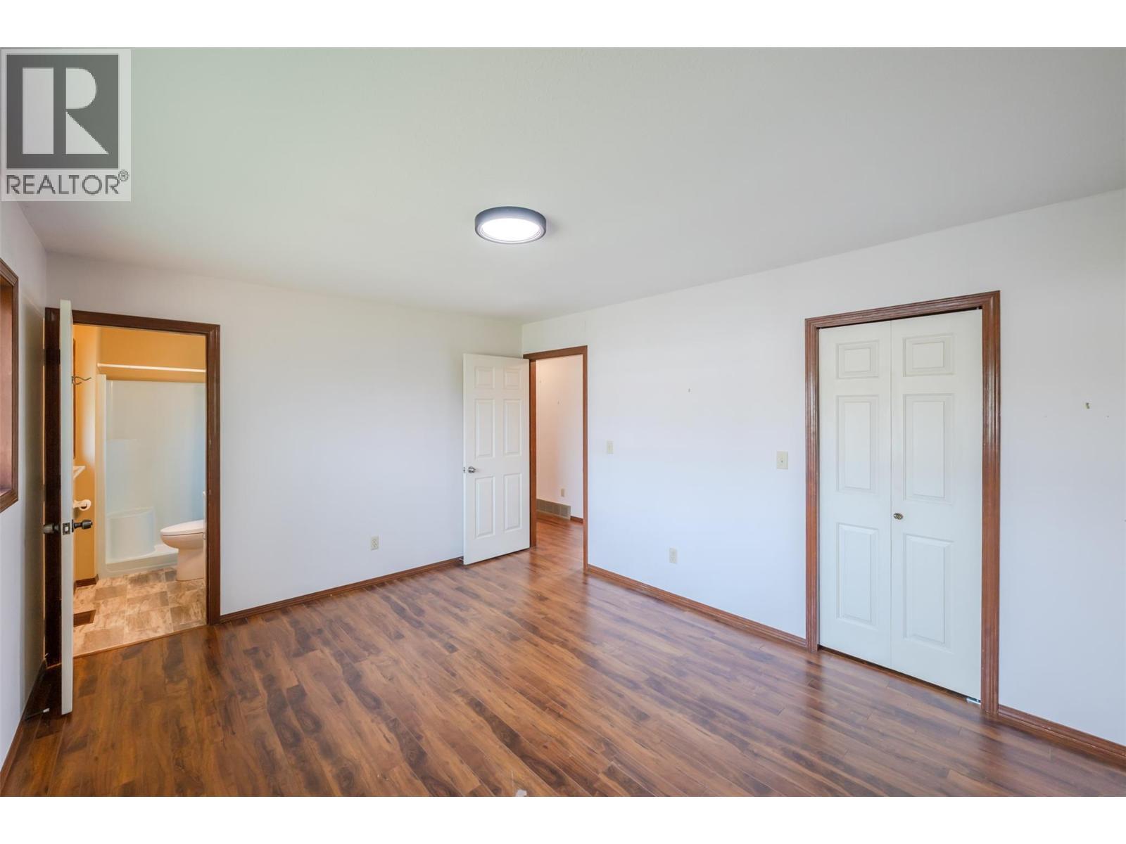 14 Bartlett Place, Osoyoos, BC - Indoor Photo Showing Other Room
