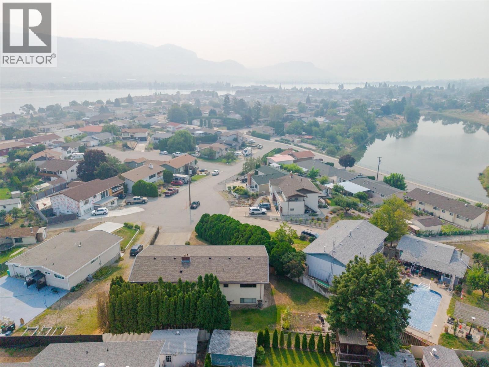 14 Bartlett Place, Osoyoos, BC - Outdoor With View