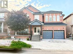 4 BLAZING STAR DRIVE Brampton, ON L6R 3E5