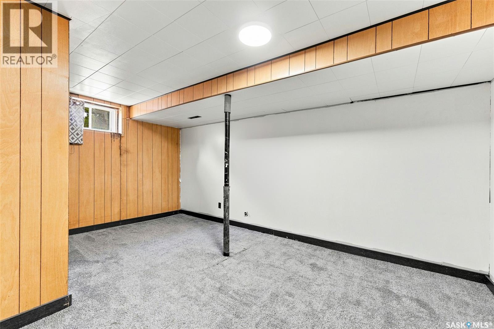 75 Cannon Street, Regina, SK - Indoor