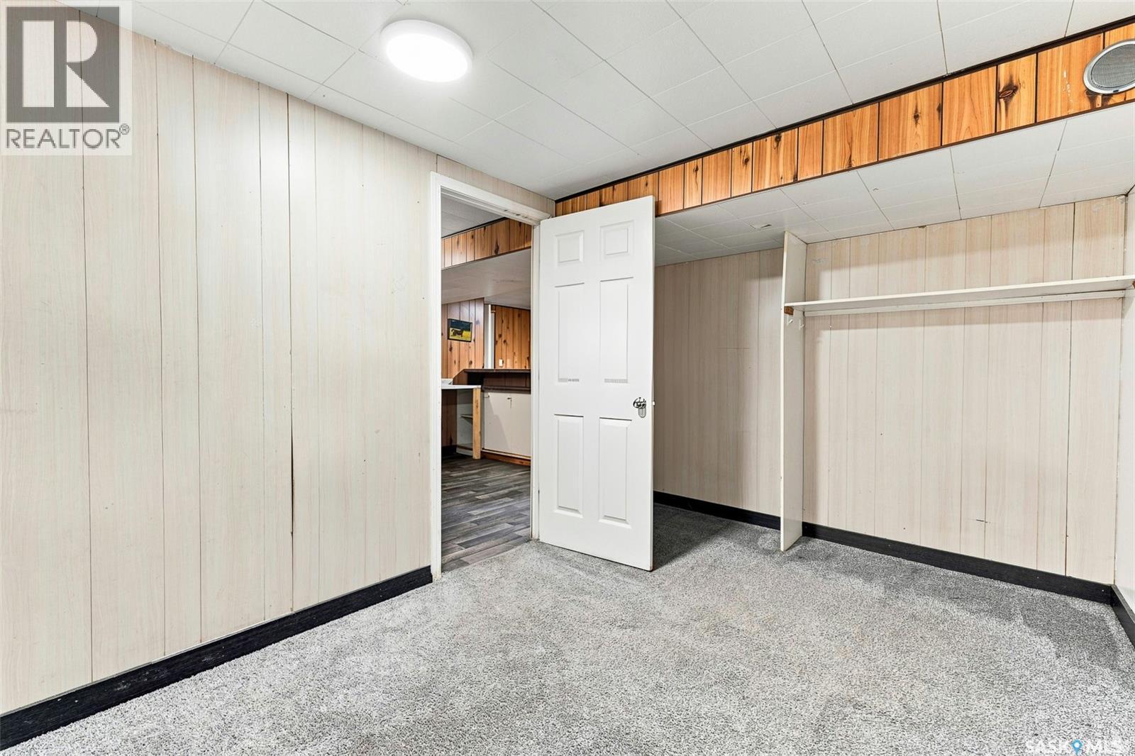 75 Cannon Street, Regina, SK - Indoor Photo Showing Other Room
