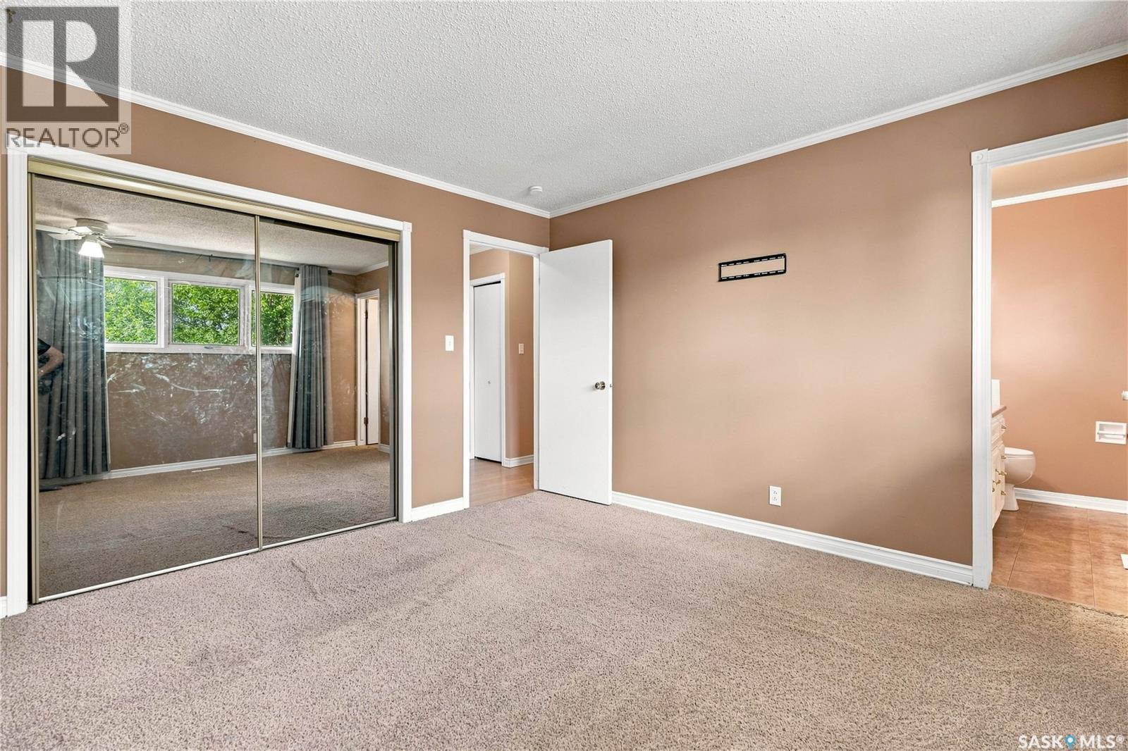 363 Rodenbush Drive, Regina, SK - Indoor Photo Showing Other Room