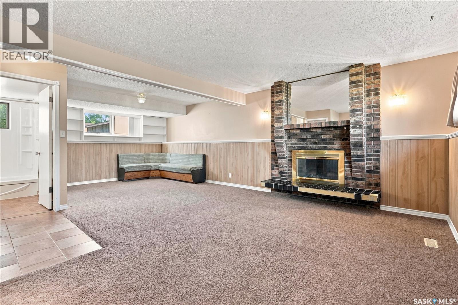 363 Rodenbush Drive, Regina, SK - Indoor With Fireplace