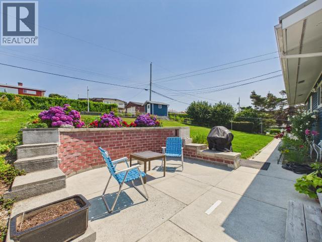 3848 Gordon Ave, Powell River, BC - Outdoor