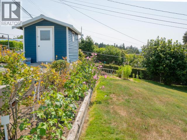 3848 Gordon Ave, Powell River, BC - Outdoor