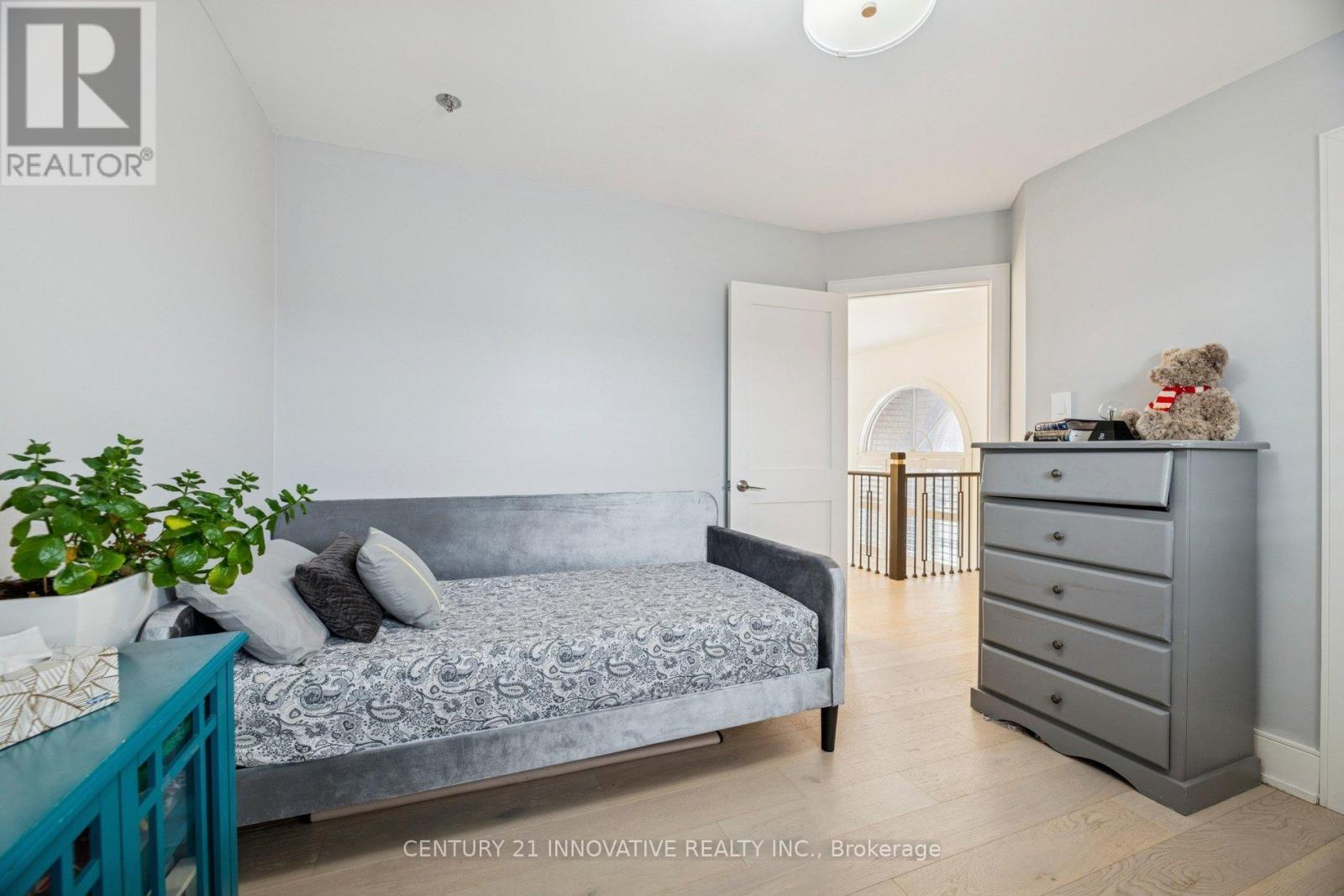 6 Devonridge Crescent, Toronto, ON - Indoor Photo Showing Bedroom