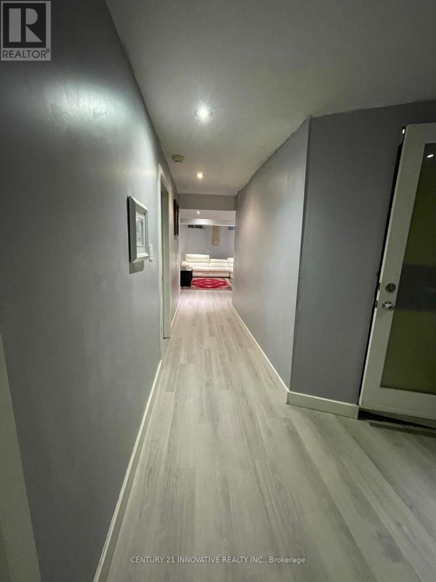 6 Devonridge Crescent, Toronto, ON - Indoor Photo Showing Other Room