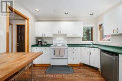 Fully equipped kitchen - 